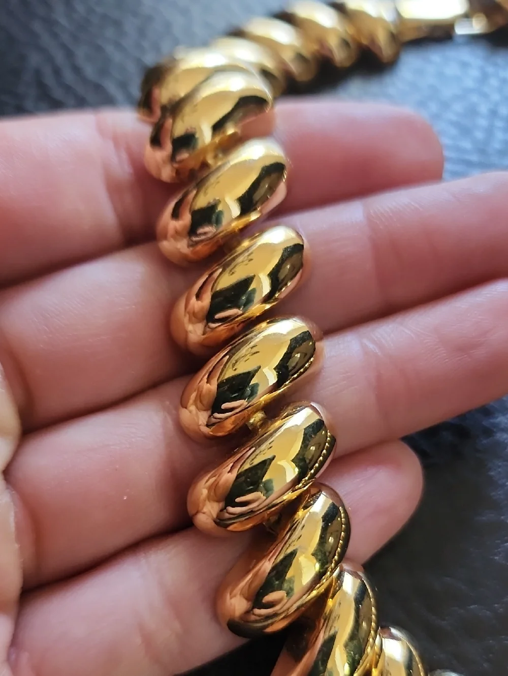 VTG Napier Gold Statement Twist Necklace - Women Jewelry - Picture 6 of 10